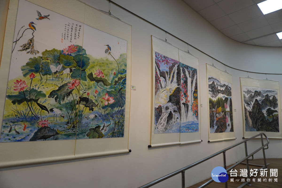 從塗鴉到大器格局,「長青藝采」水墨師生聯展璀璨登場。圖/彰化市公所提供