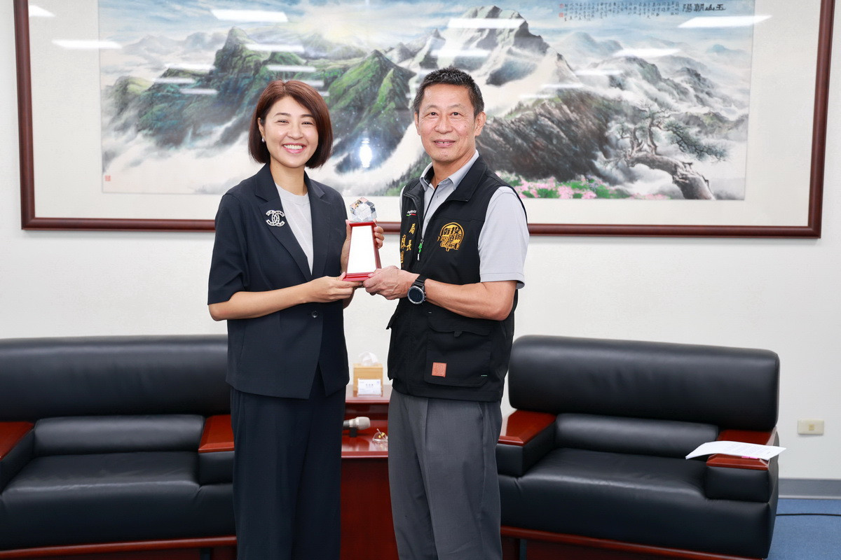 消防局長陳興傑終身服務於消防體系。(南投縣府提供)