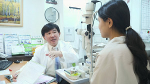 診所引進通過雙重認證的新一代近視雷射手術，以微創與高精準度，同步降低術後乾澀與夜間眩光等後遺症之機率。（圖／諾貝爾眼科 提供）