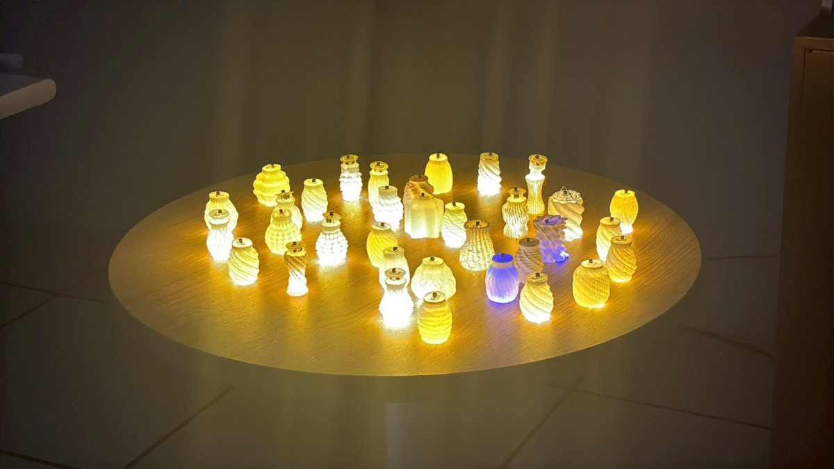 學生運用所學進行 3D 列印作品製作，展現創意發想與實作能力