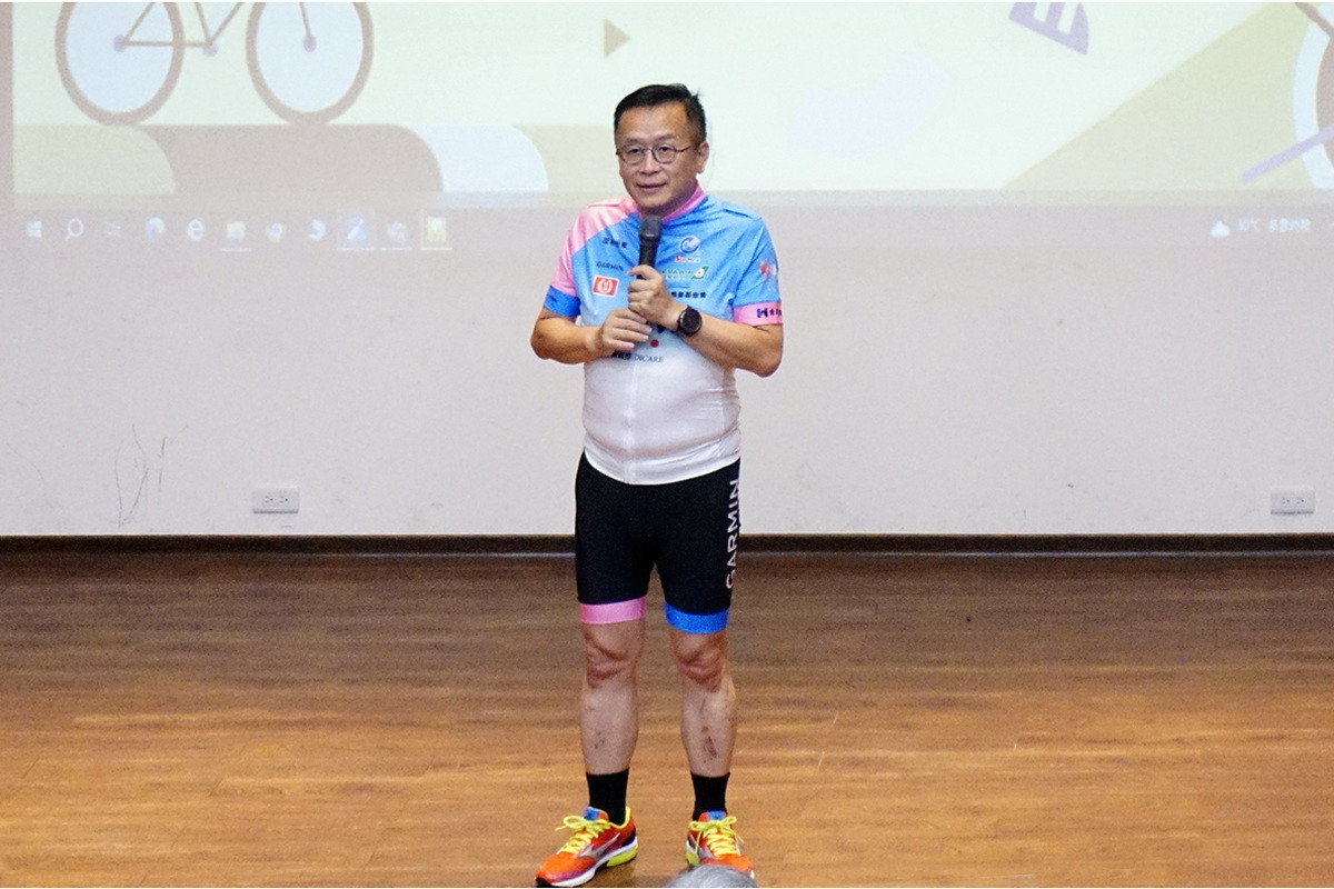 組委會代表迪卡爾公司董事長王盟仁致詞。<br />
<br />