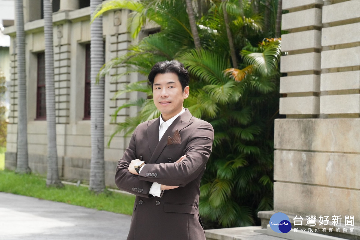 新任工策會總幹事周鑫宏。