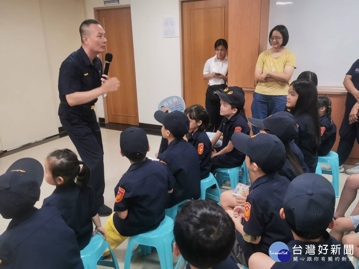 中和警分局小小警察體驗營　結合青春專案推犯罪預防宣導