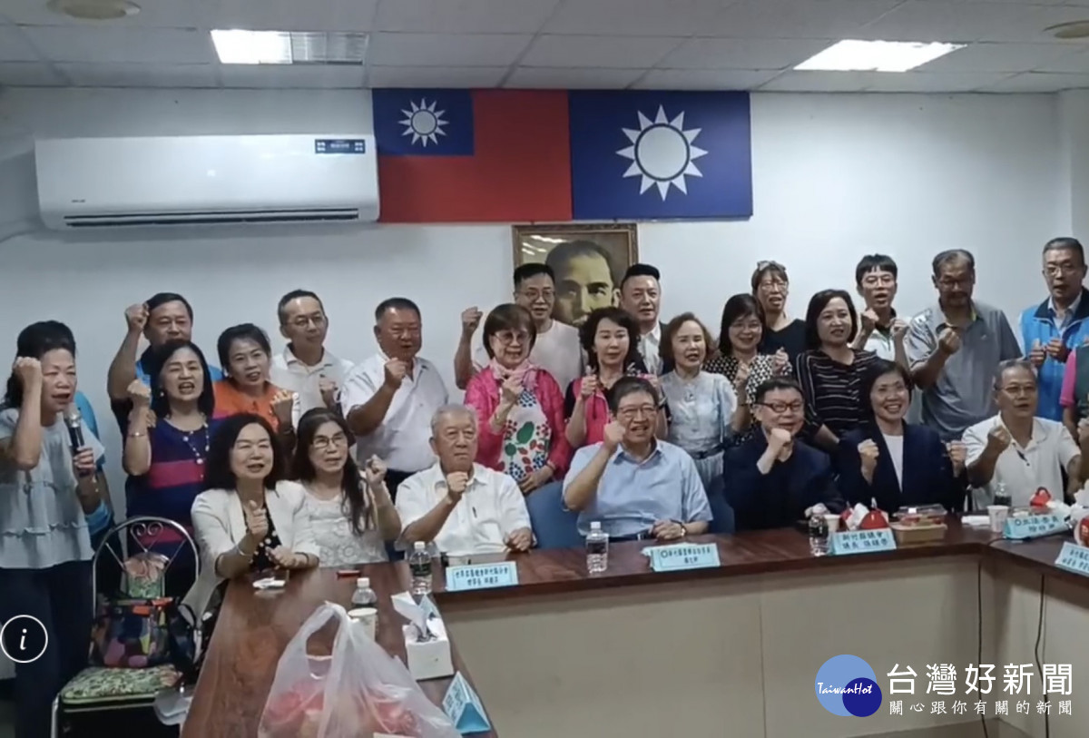 出席社團領導人交流座談　徐欣瑩：無縫接軌楊文科穩健執政
