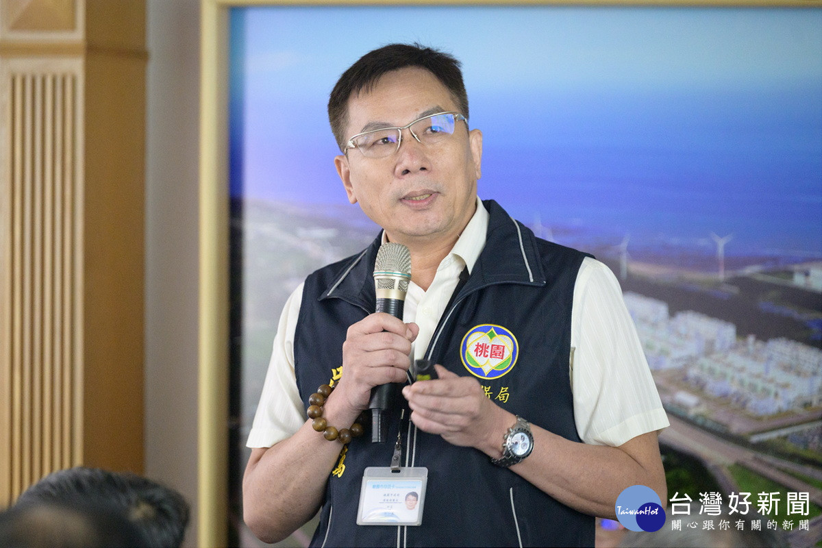 桃市府環保局科長進行「靜桃3.0桃園市全域噪音治理成果」專題報告。