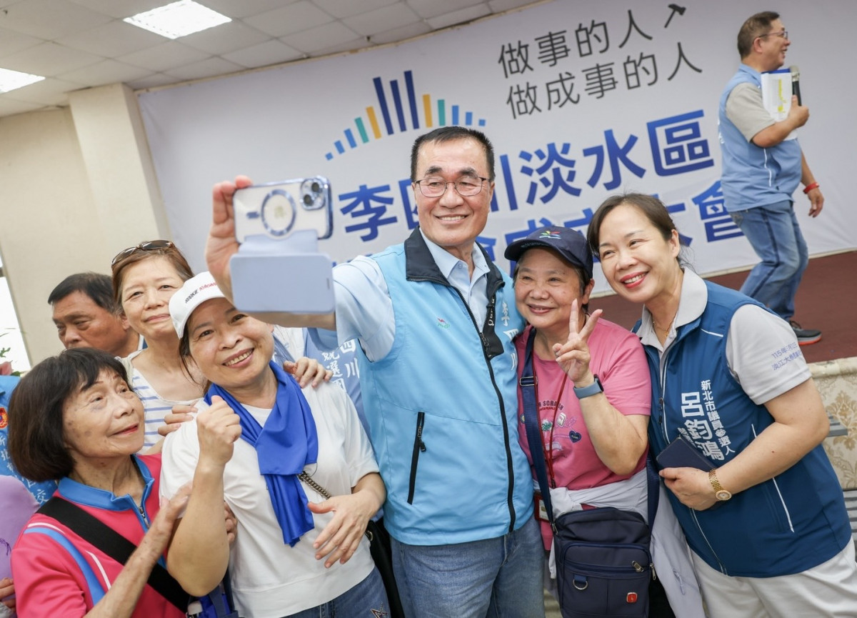 串聯近千鄉親高喊市政一棒接一棒　 李四川拋淡海新醫院與高科技園區藍圖