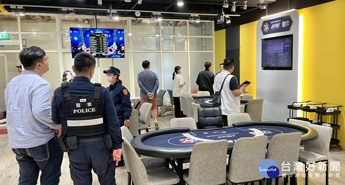 桃園市政府持續強化治安防護網,公告將「提供德州撲克桌具供民眾使用之營業場所」納入管理。