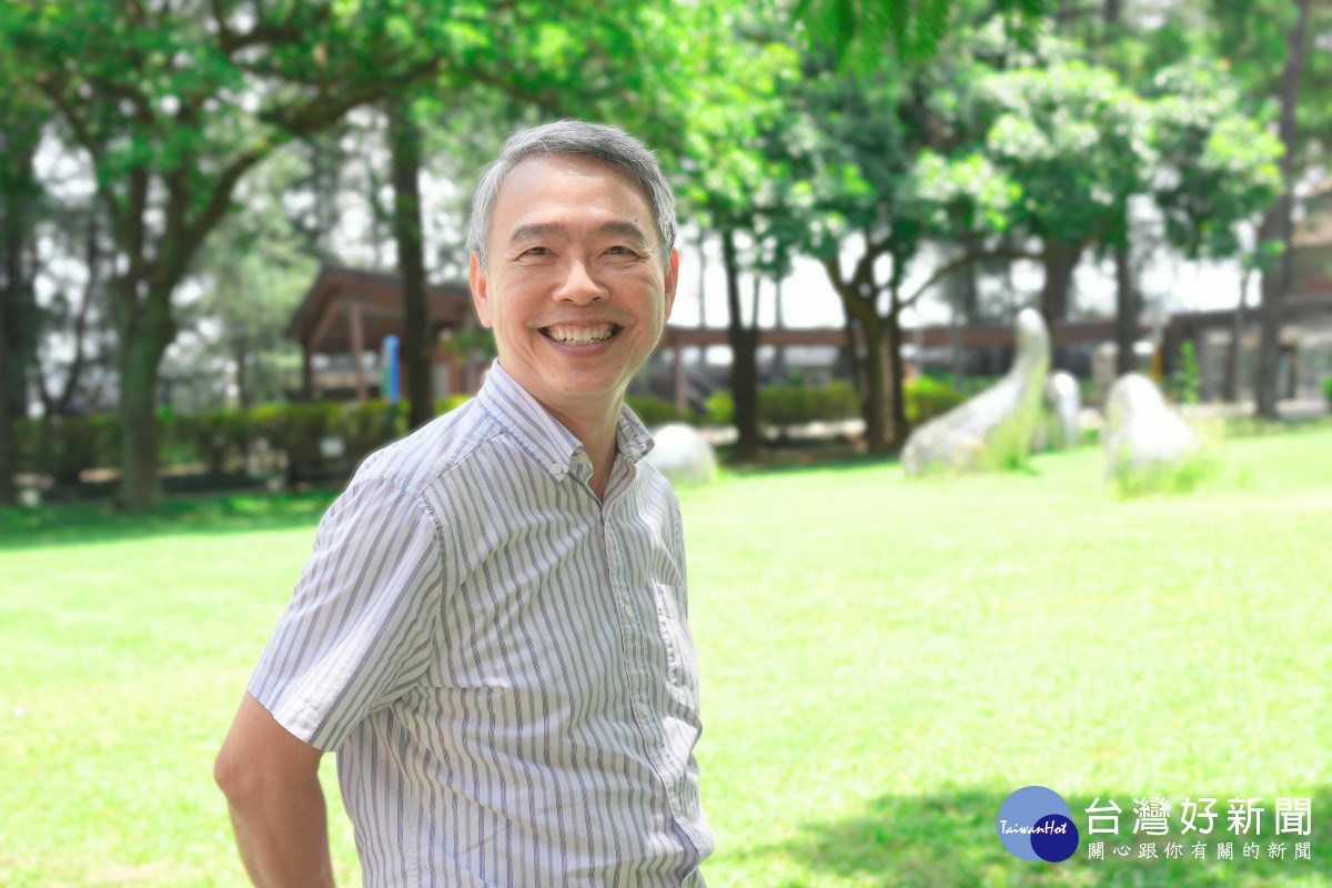 以身作則點燃學習熱情　中央大學單維彰教授獲教育部「師鐸獎」肯定