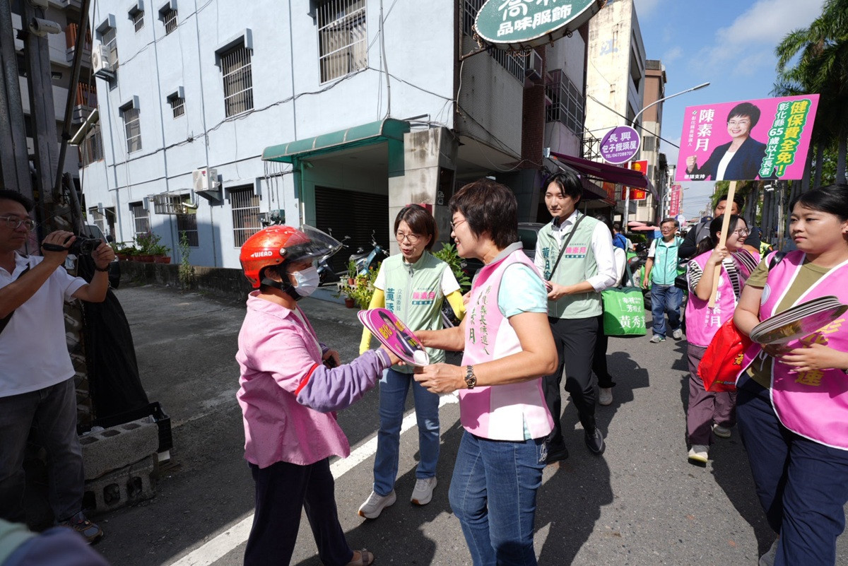 黃柏瑜掃市場超熱情  拚傳承市政  提出更好政見讓彰化市升級