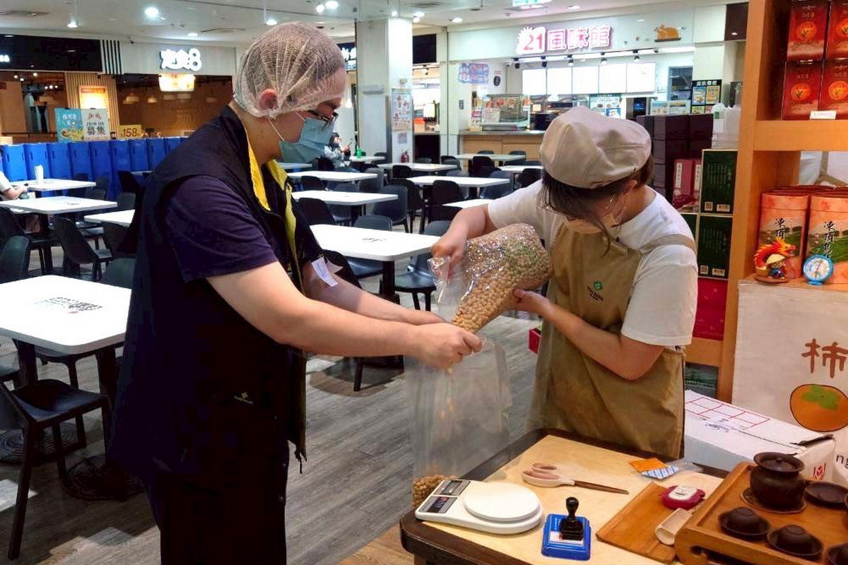 守護夏季飲食安全　桃市衛生局公布飲冰品及涼麵抽驗結果