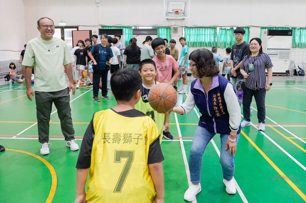 文山區小衛星暑期籃球賽　結合性平教育與團隊合作闖關體驗
