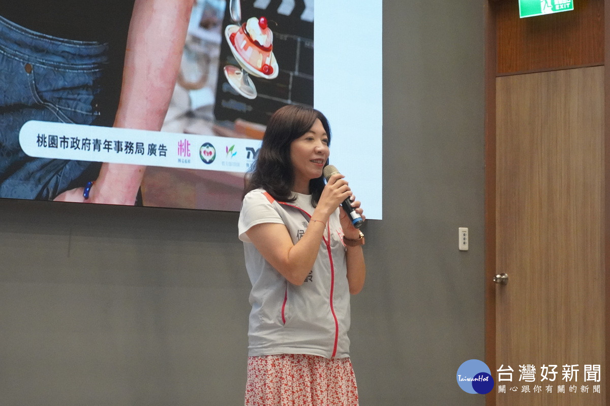 桃市府青年局長侯佳齡鼓勵青年追尋職涯方向=<br />