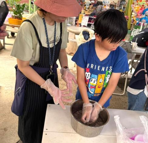 新埔九芎湖千人洗愛玉　8/22清涼登場