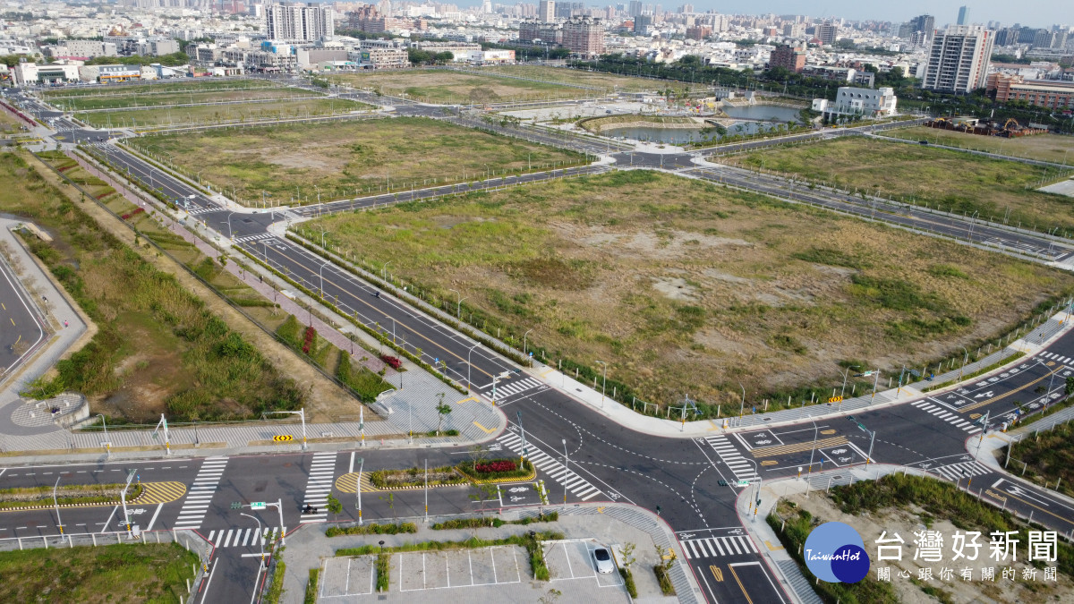 南市府標售3筆重劃區抵費地　得款6.94億元、平均溢價率約6.92％