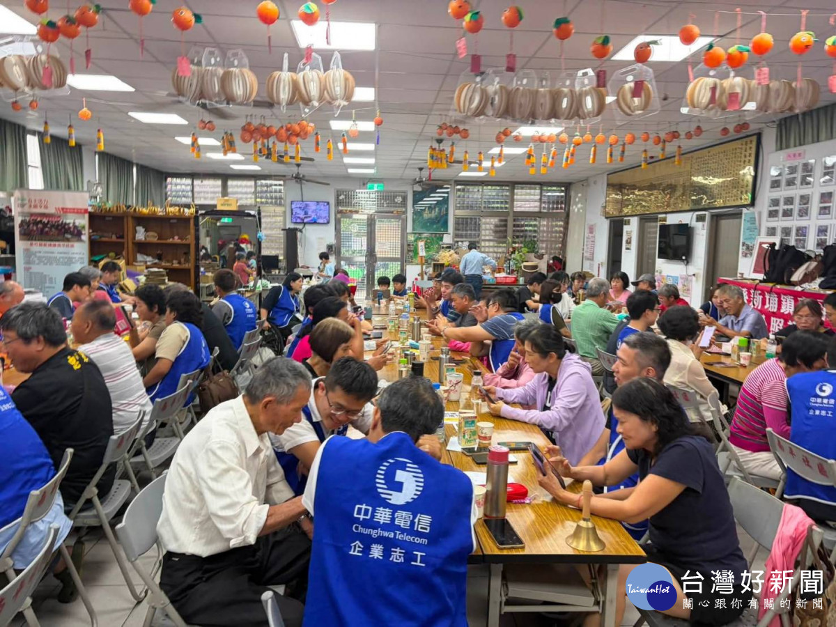 中華電信攜手竹縣府建立數位能力　讓長輩完成專屬AI創作