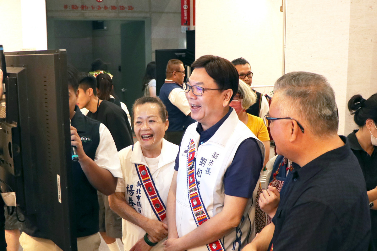 圖說：新北市副市長劉和然參觀原語會主題展區