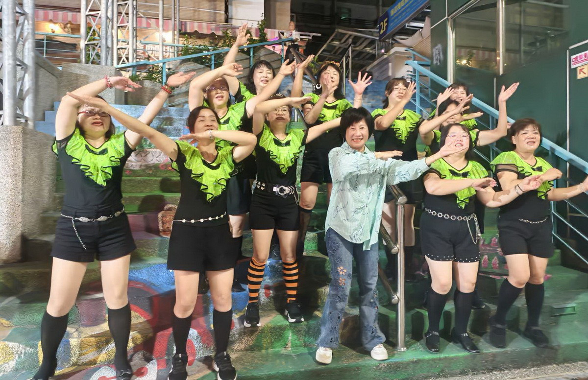 各參與團體都帶來精彩演出是一場難得的盛宴。(草屯公所提供)