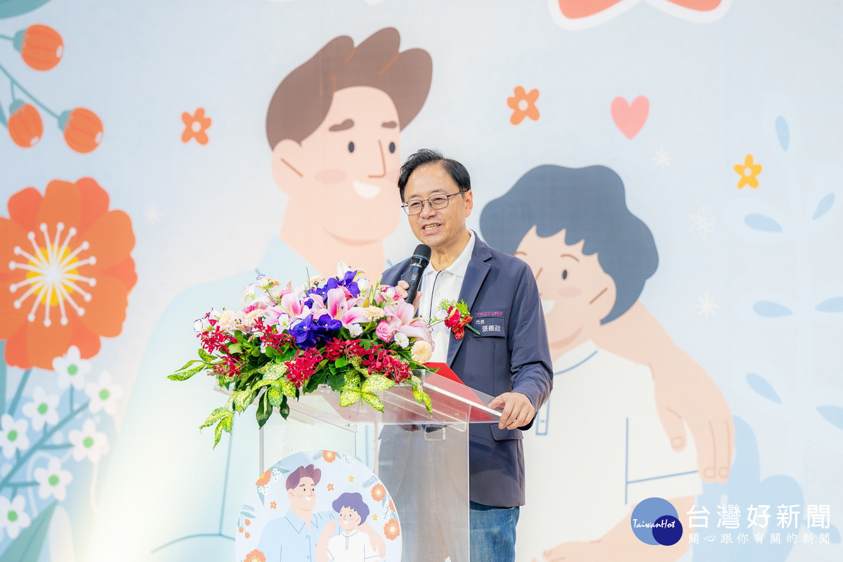 桃園市長張善政於「桃園市115年模範父親表揚活動」中致詞。
