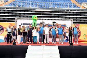 苗栗縣慶祝祖父母節　鍾東錦到場同樂祝福大家做快樂的阿公阿婆「呷百二」