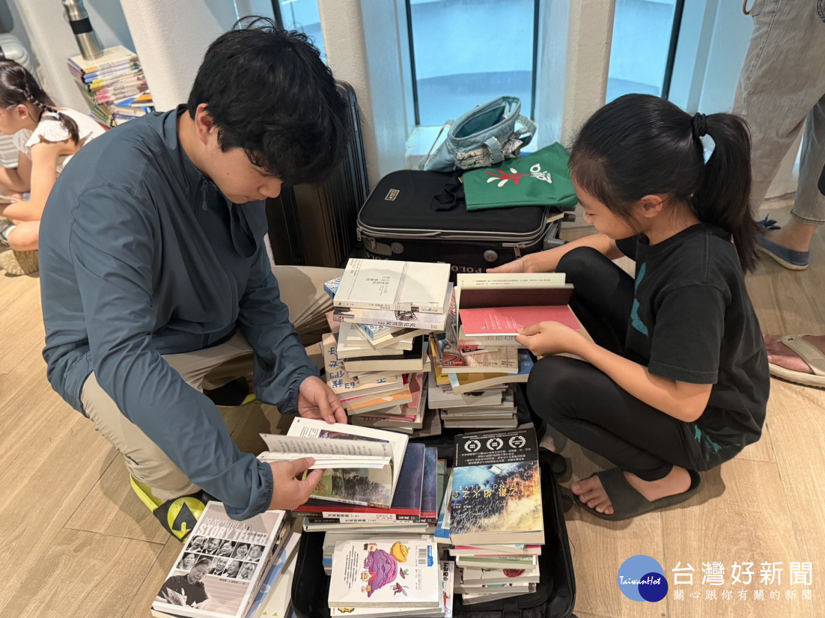 慶祝父親節         桃園好書交換提前登場