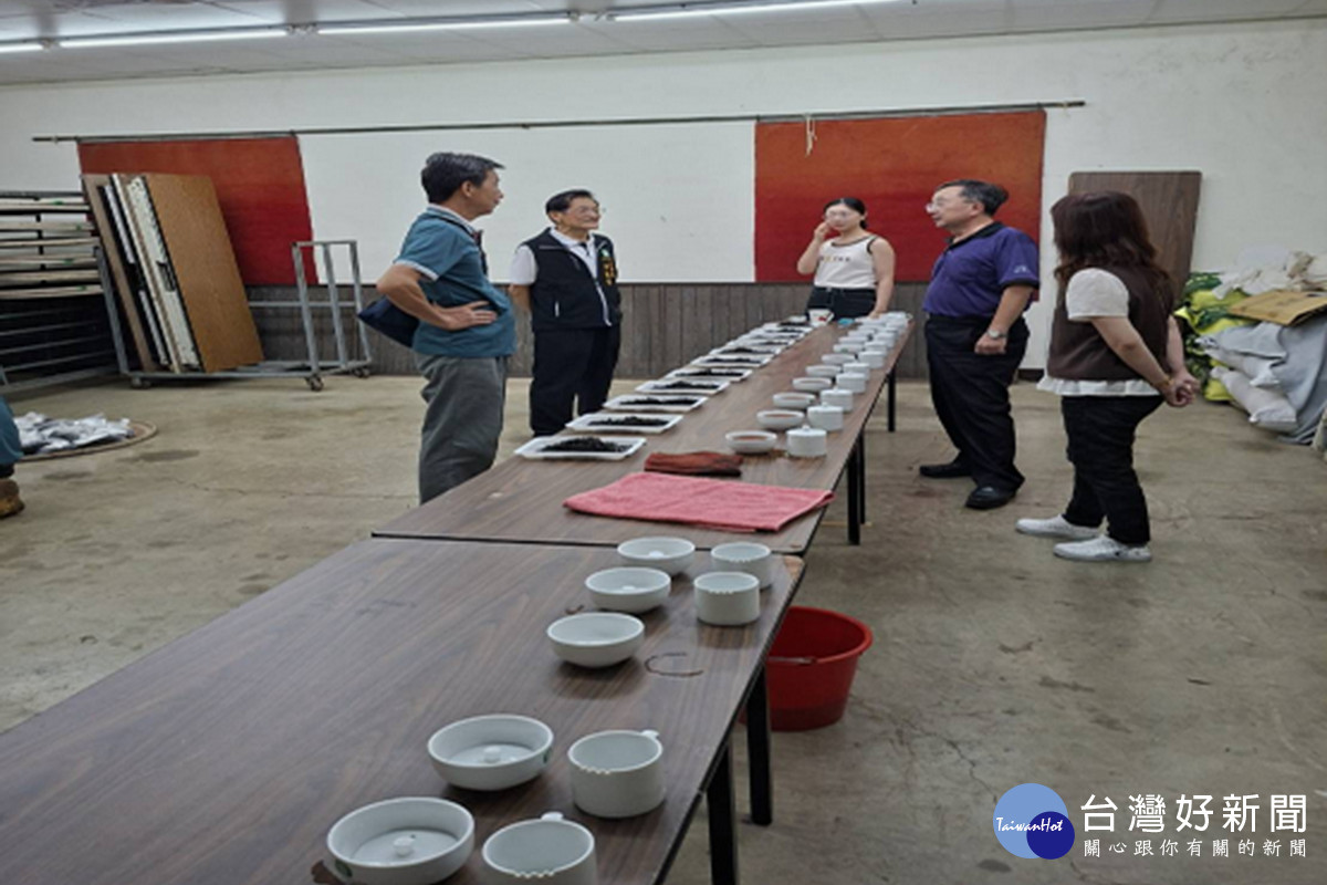 「115蘆峰紅茶製茶技術競賽活動」成品評比。<br />