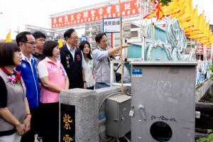 張市長視察步道工程。
