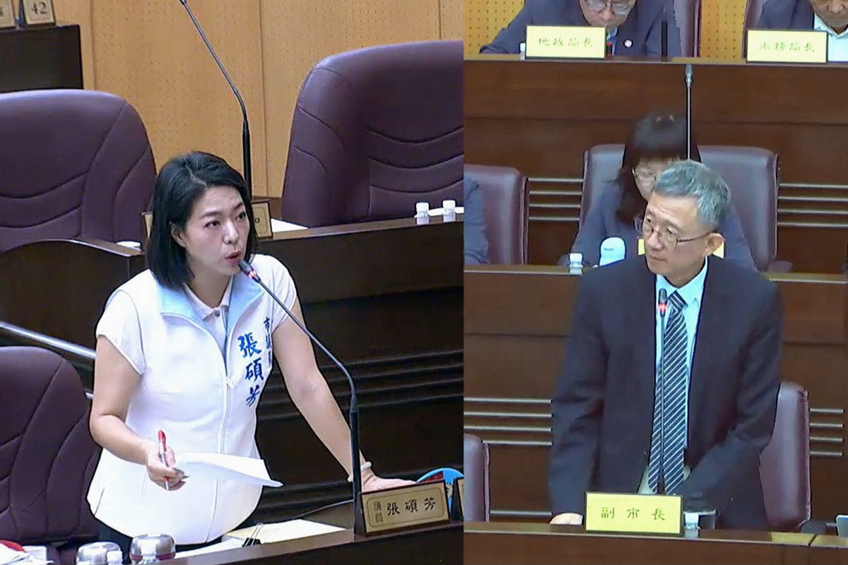 針對食安問題,桃園市議員張碩芳質詢桃園市副市長王明鉅。<br />