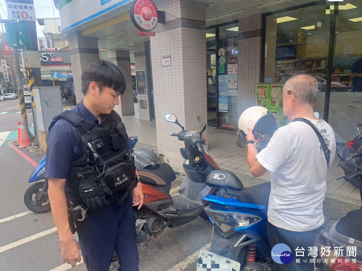 老翁忘記機車停哪　警耐心助找回