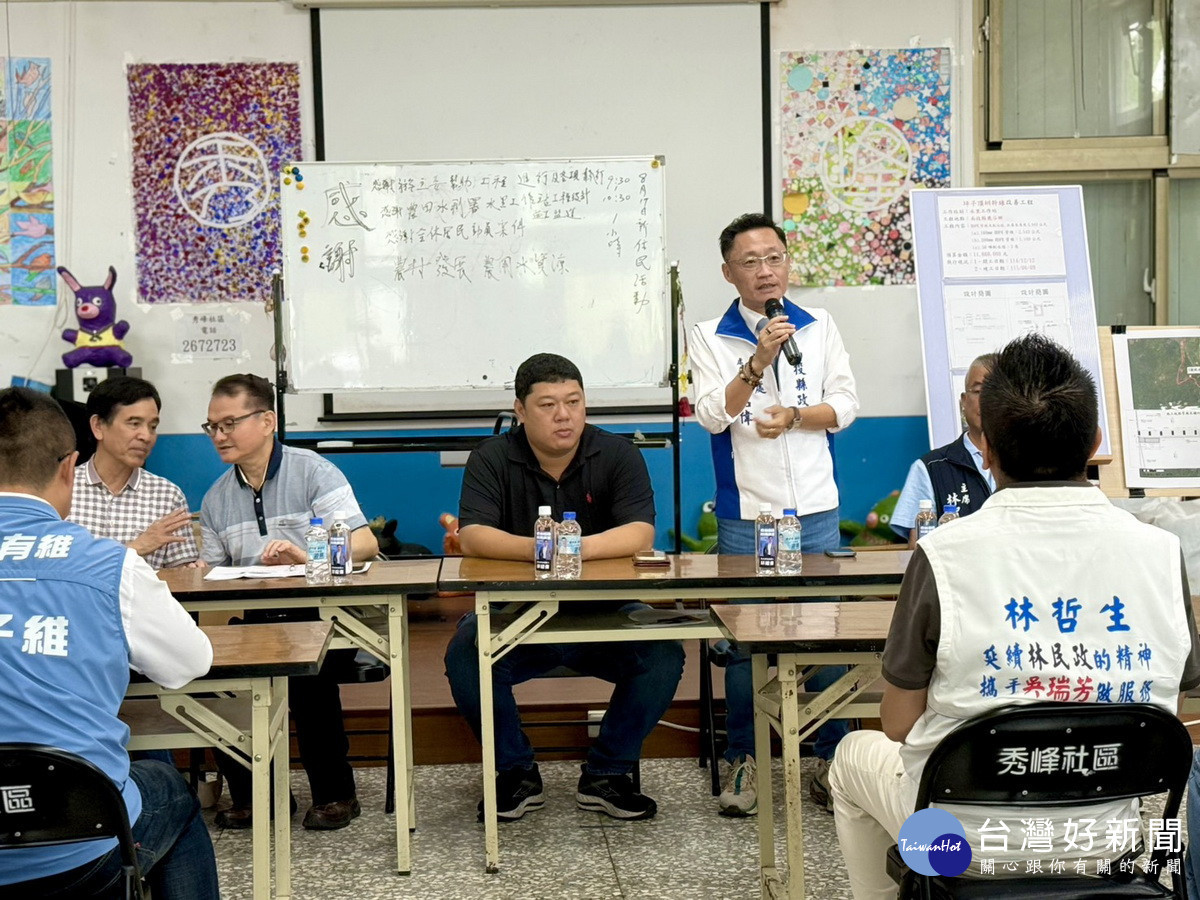邱紹偉處長強調縣府積極延伸自來水接管率讓大家有水源可用。(縣府提供)