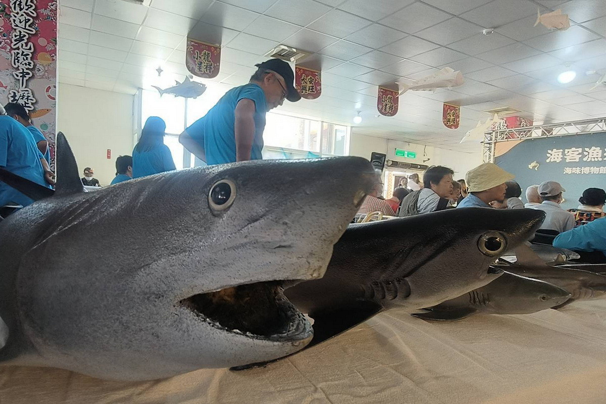 「2026海客漁鄉鱻有魚-食魚成藝.魚我同行」食魚教育活動,將在永安漁港觀光漁市生鮮區登場。<br />