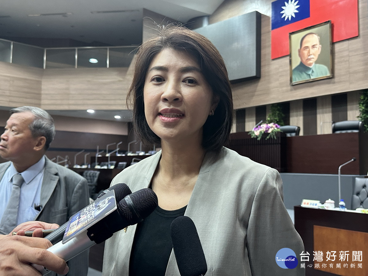 許淑華詳細說明已提報中央,縣府已啟動。(記者扶小萍攝)