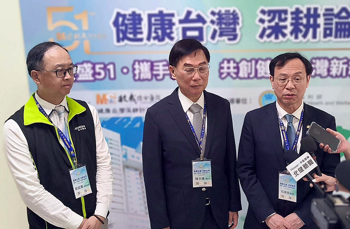石崇良部長說明韌性醫療