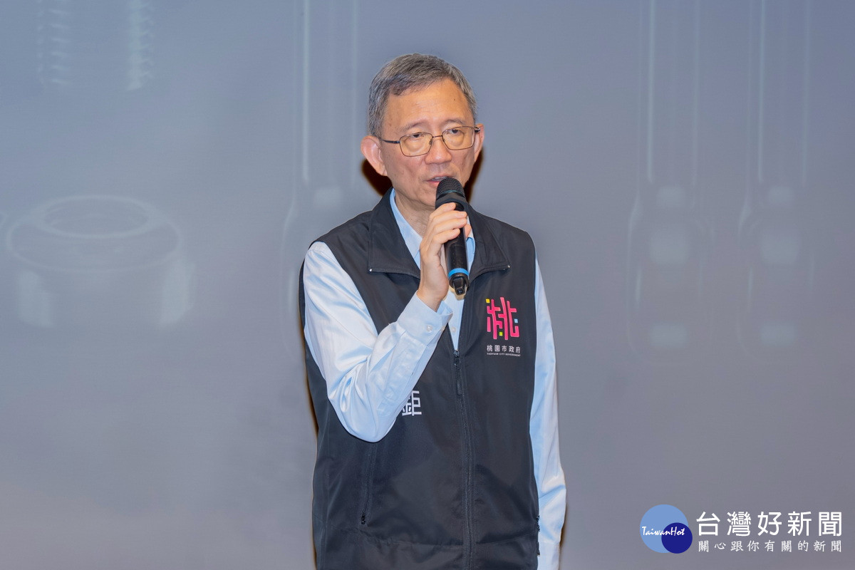 桃園市副市長王明鉅1於「2026 ADA ISDW 台日韓國際學生設計研習營-開幕式」中致詞。<br />