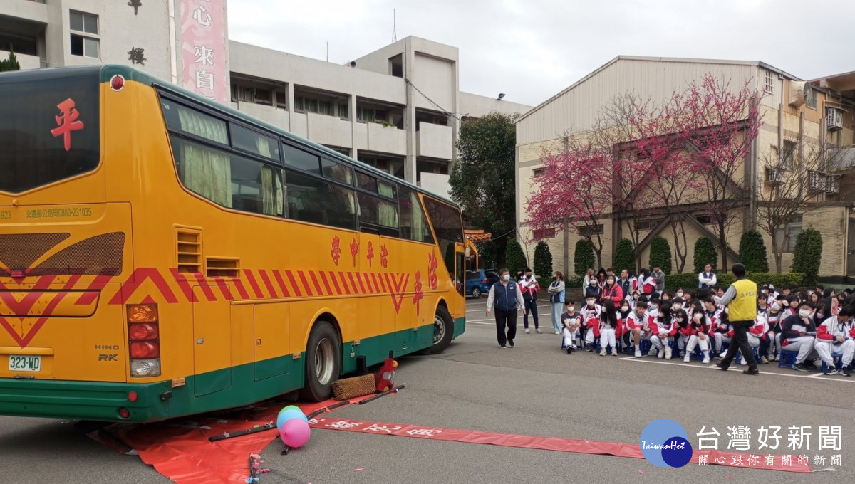 桃警交大宣導「防衛駕駛」觀念　守護年輕族群行車安全
