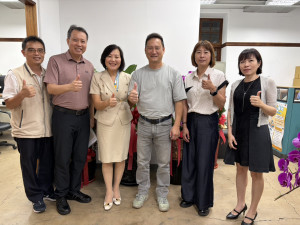 主任白恩惠（左三）率領榮家服務團隊，拜會新竹市政府民政處長曹永明（右三），雙方就長輩照護與跨單位合作議題進行深入交流。
