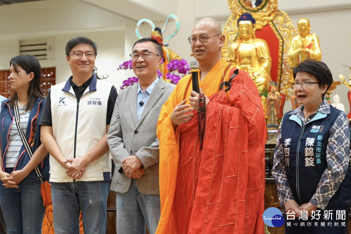 李四川赴中和金山禪寺參拜　攜手基北桃加速軌道建設