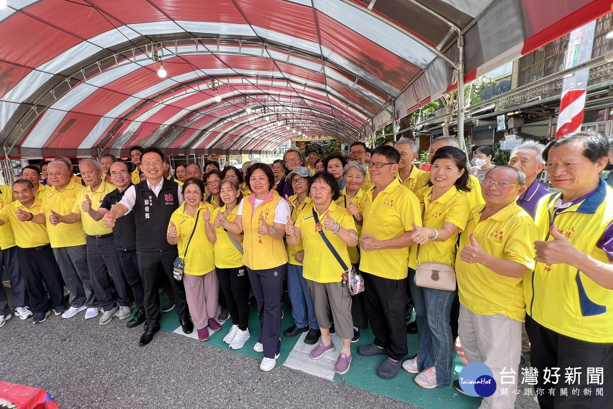 桃園市副市長蘇俊賓出席八德三元宮地官聖誕「祈安禮斗儀式暨中元普渡法會」。<br />
