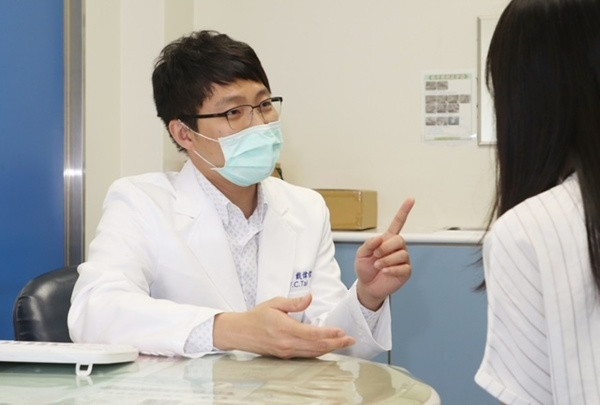 14歲少女罕見向後肩關節脫臼　微創治療助重返舞台