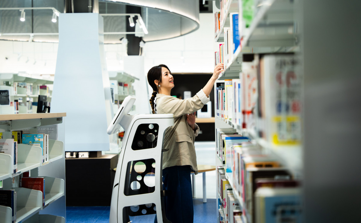 桃園市立圖書館青埔智慧科技分館以科技為城市建構更便捷的生活。