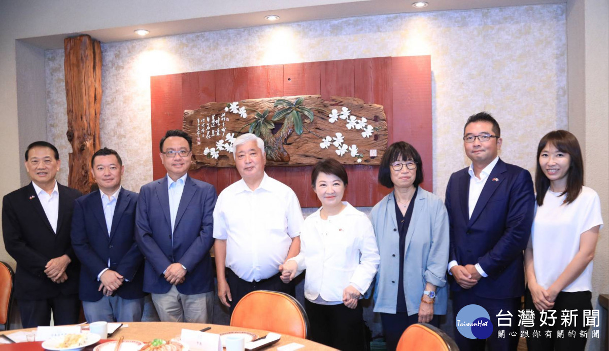 自民黨籍眾議員中谷元一行拜會台中市府