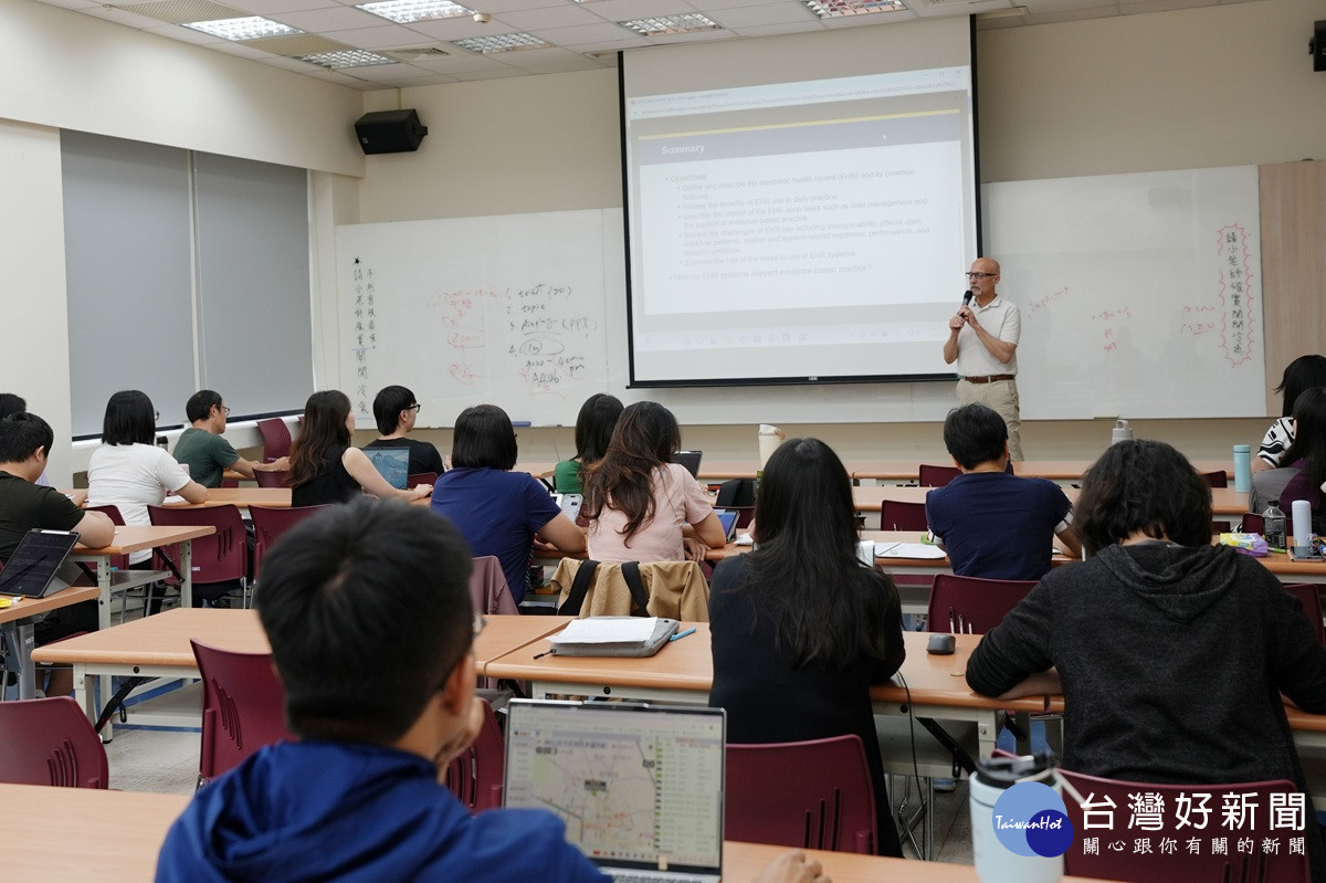 資訊科技到臨床照護   大葉護理系邀請國際師資共授護理資訊課程