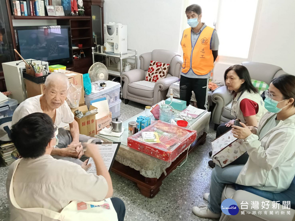 新北榮服處攜手北榮團隊　居家訪視榮民長輩