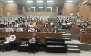 縣府召開國際及兩岸事務推動委員會議。（記者扶小萍攝）