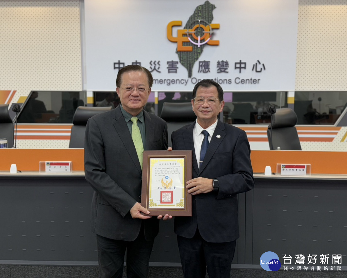 新北榮獲內政部消防署評鑑　全國特優第1名消防機關