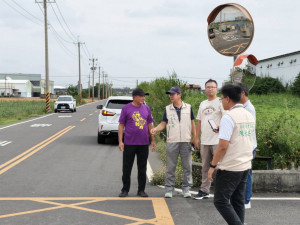嘉義縣朴子市大葛里里長參選人楊國智被鄉親稱為「玉米所長」，圖／林詩涵翻攝