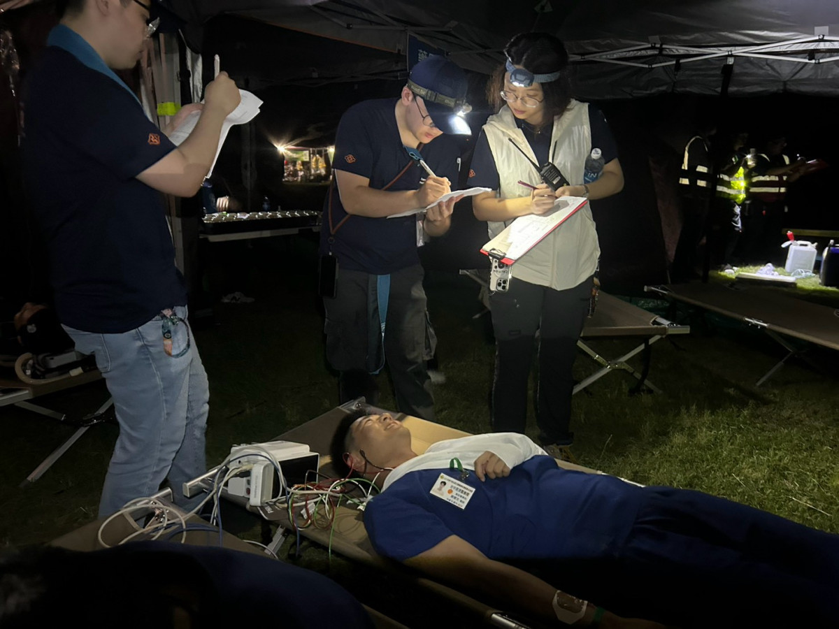 夜間醫療站作業演練(長庚醫院提供)