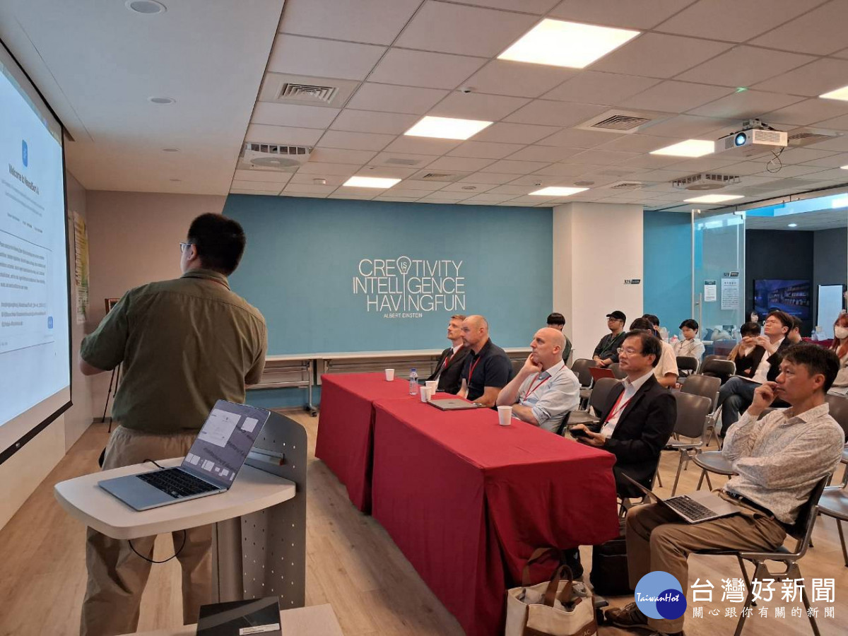 國內學者進行專題演講,分享神經科技相關研究成果。