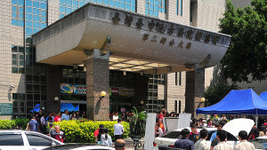 200元引爆人倫悲劇！台中男掐頸摀口害母亡　判無期徒刑。（圖/陳招宗 攝）