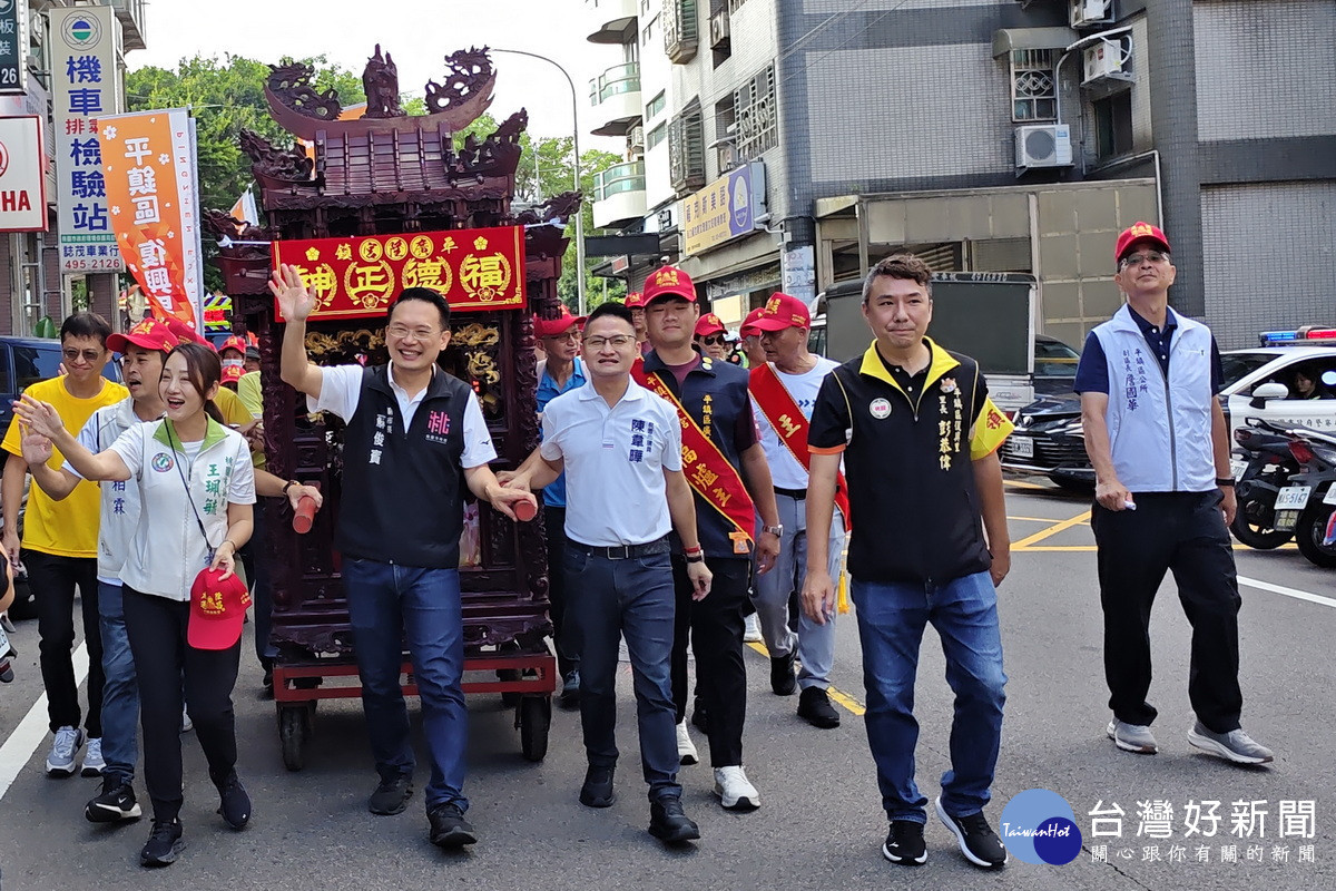 桃園市副市長蘇俊賓出席「平鎮廣隆宮福德正神巡庄祈福」活動。