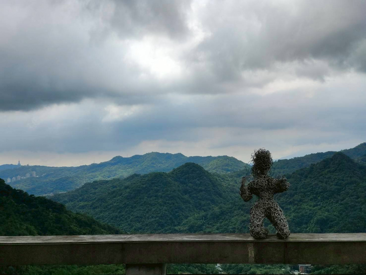 東北風影響　北台降溫迎雨　中南部晴時多雲